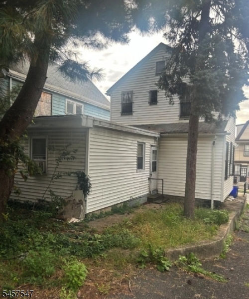 35 Durand Place Irvington NJ 07111
