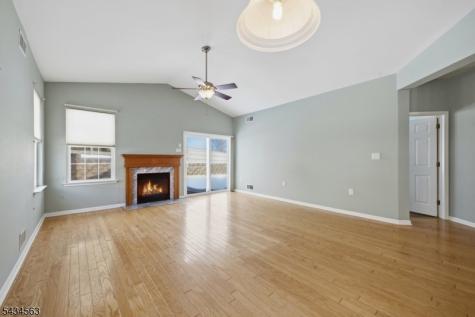 56 Kensington Circle White NJ 07823