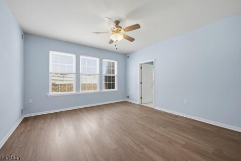 56 Kensington Circle White NJ 07823