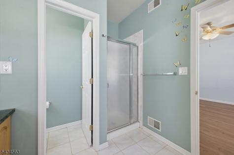 56 Kensington Circle White NJ 07823