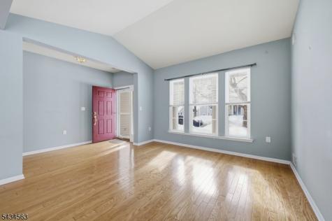 56 Kensington Circle White NJ 07823