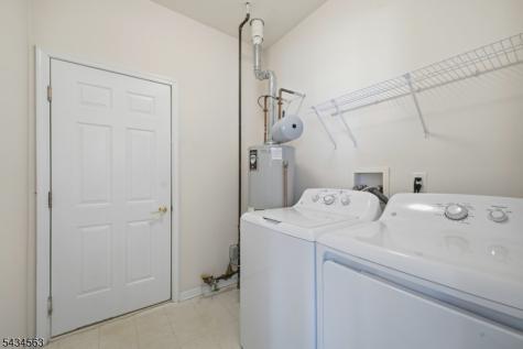 56 Kensington Circle White NJ 07823