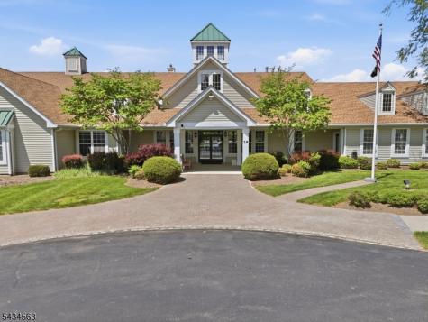 56 Kensington Circle White NJ 07823