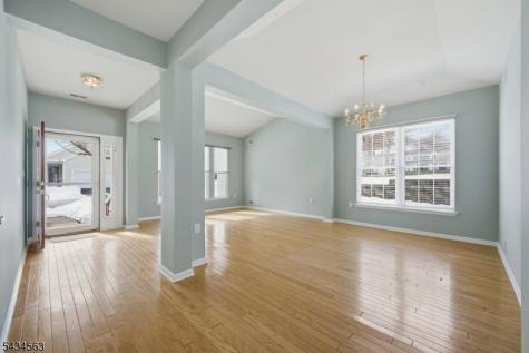 56 Kensington Circle White NJ 07823