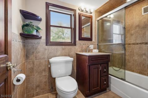 325 Manor Avenue Cranford NJ 07016