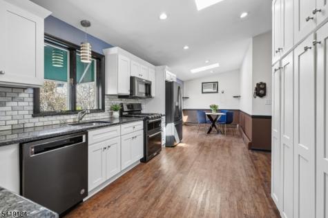 325 Manor Avenue Cranford NJ 07016