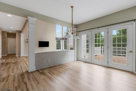 12 Warren Avenue Green Brook NJ 08812