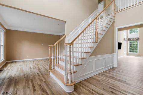 12 Warren Avenue Green Brook NJ 08812