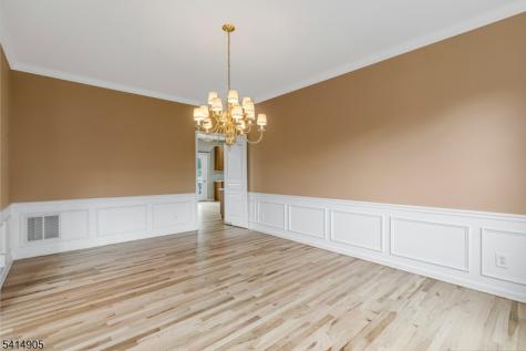 12 Warren Avenue Green Brook NJ 08812