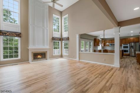 12 Warren Avenue Green Brook NJ 08812