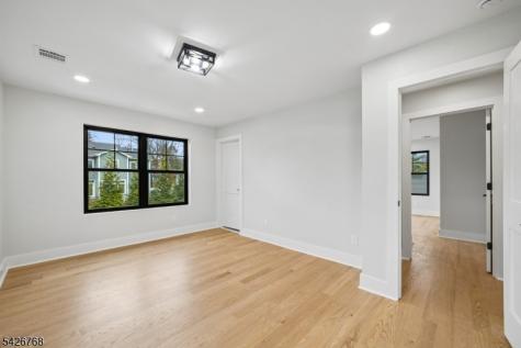 111 N Summit Avenue Chatham NJ 07928