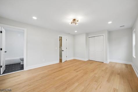 111 N Summit Avenue Chatham NJ 07928