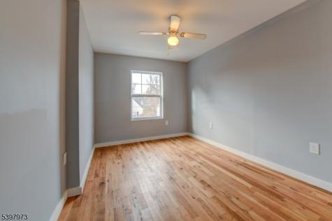 105 Battle Hill Avenue Springfield NJ 07081