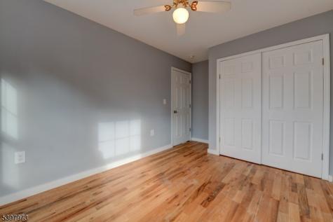 105 Battle Hill Avenue Springfield NJ 07081