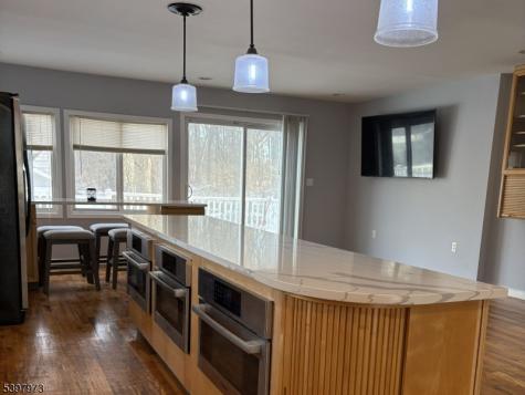 105 Battle Hill Avenue Springfield NJ 07081