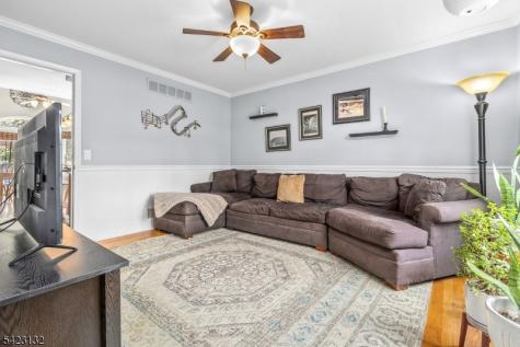 13 Wilson Way Raritan NJ 08551