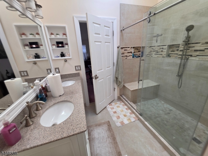 41 Magellan Way Franklin NJ 08823