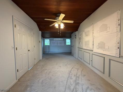 7 Cottage Avenue Roxbury NJ 07850
