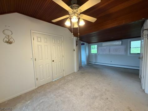 7 Cottage Avenue Roxbury NJ 07850
