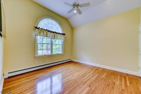76 Old York Road East Amwell NJ 08551