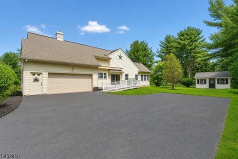 76 Old York Road East Amwell NJ 08551