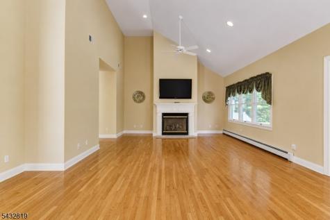 76 Old York Road East Amwell NJ 08551