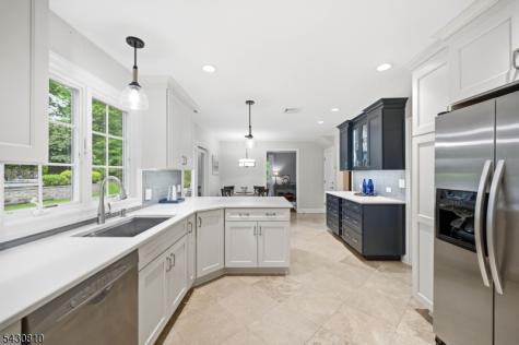 118 Manito Avenue Oakland NJ 07436
