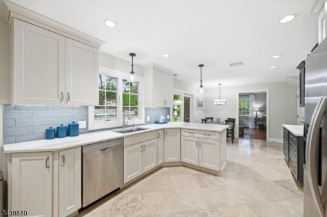 118 Manito Avenue Oakland NJ 07436