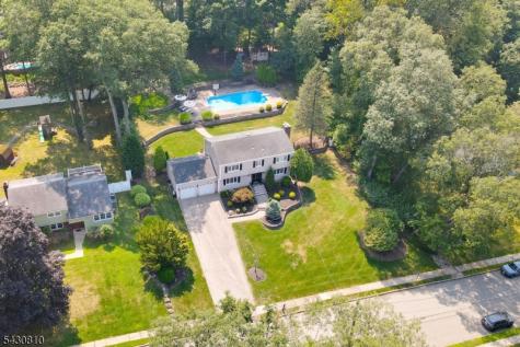 118 Manito Avenue Oakland NJ 07436