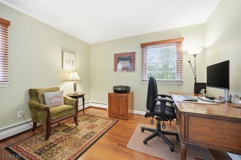 118 Manito Avenue Oakland NJ 07436