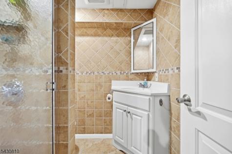 118 Manito Avenue Oakland NJ 07436