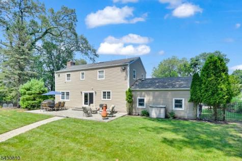 118 Manito Avenue Oakland NJ 07436