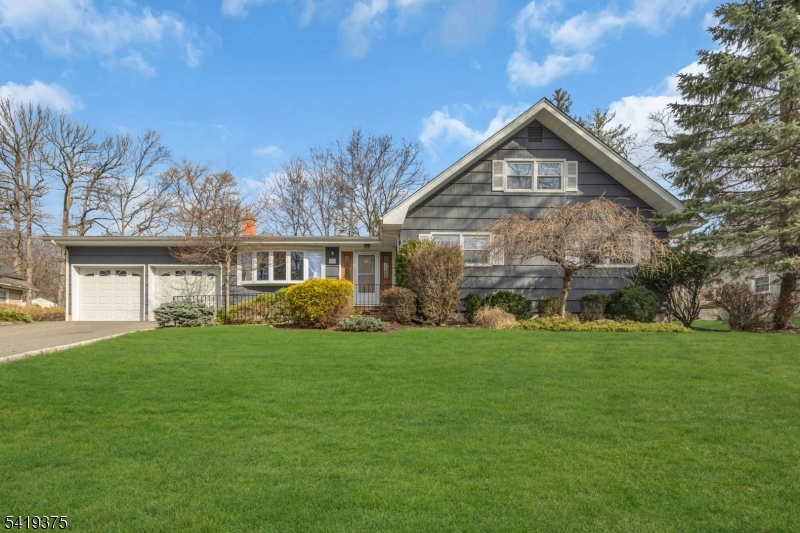 25 Greenwich Road Edison NJ 08820