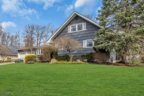 25 Greenwich Road Edison NJ 08820