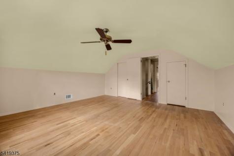 25 Greenwich Road Edison NJ 08820
