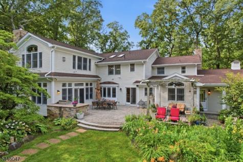 200 Valley Drive Watchung NJ 07069