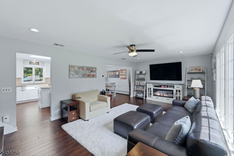 21 Tuscan Place East Hanover NJ 07936