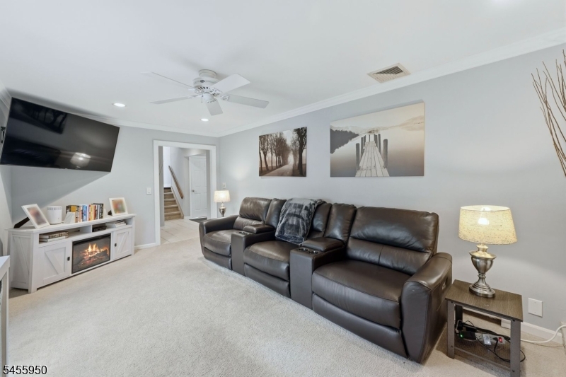 21 Tuscan Place East Hanover NJ 07936
