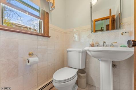 72 Pilgrim Drive Clifton NJ 07013