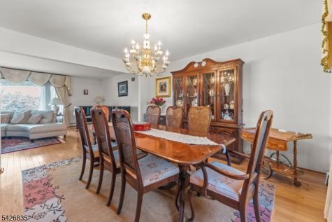 72 Pilgrim Drive Clifton NJ 07013