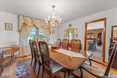72 Pilgrim Drive Clifton NJ 07013