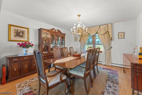 72 Pilgrim Drive Clifton NJ 07013