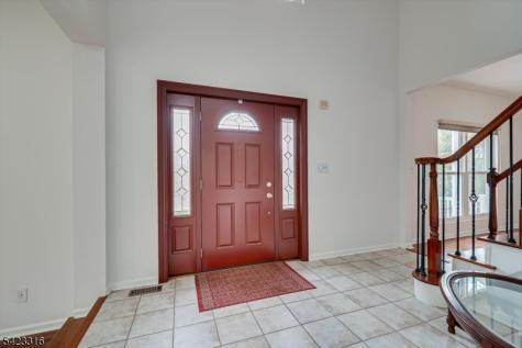 9 Stirrup Way Franklin NJ 08540