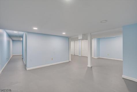 9 Stirrup Way Franklin NJ 08540
