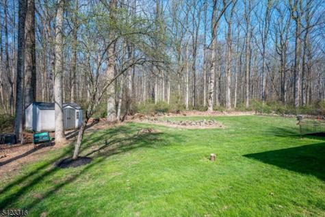 9 Stirrup Way Franklin NJ 08540