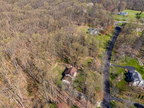 9 Stirrup Way Franklin NJ 08540