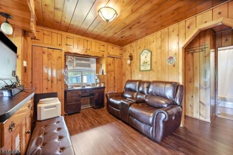8 Stony Trail Greenwood Lake NJ 10925