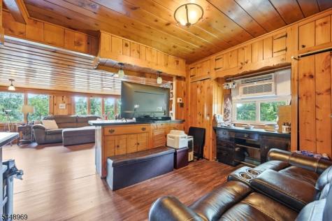 8 Stony Trail Greenwood Lake NJ 10925