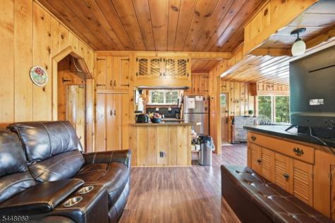 8 Stony Trail Greenwood Lake NJ 10925