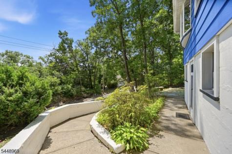 8 Stony Trail Greenwood Lake NJ 10925